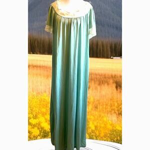 VTG Nightgown Green Long Sleepwear Lingerie Lace Cottagecore Granny Coat M-L